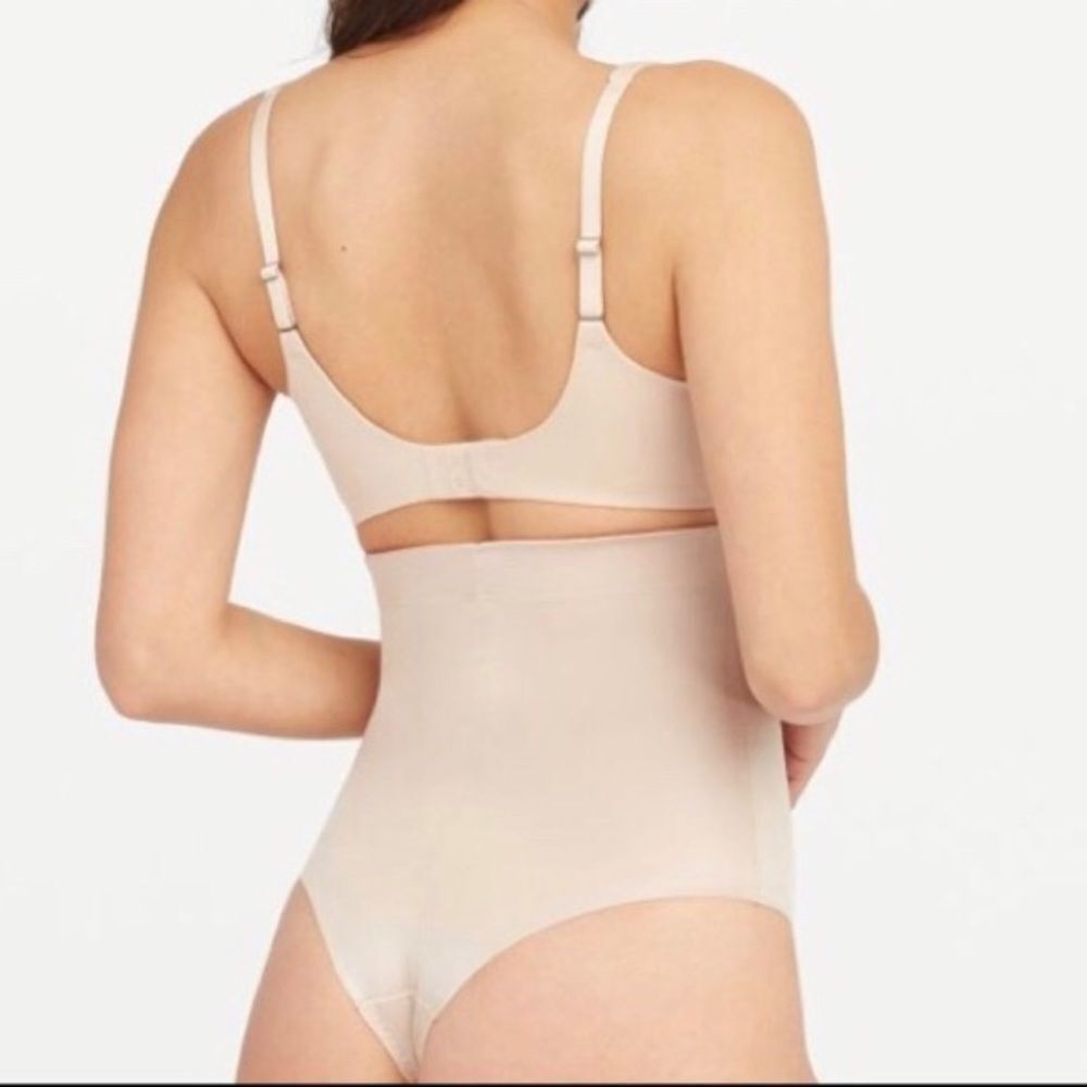 Spanx Shape-Wear High-Waisted Thong Panty Neutral 1X - Picture 1 of 9